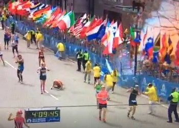 Explosion de 2 bombes au marathon de Boston 2013